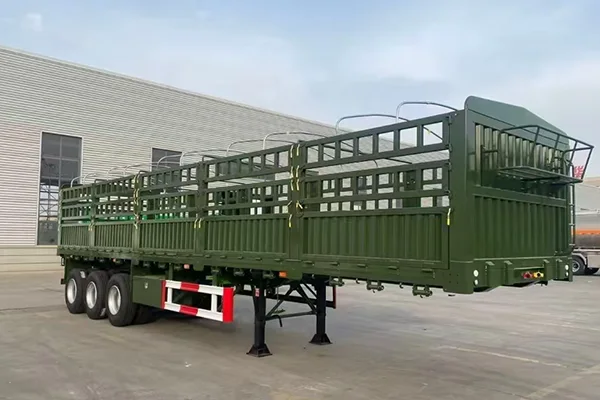 12.5-Meter Tri-Axle Stake Semi-Trailer - Image 6