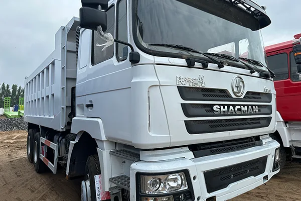 Weichai engine dump truck