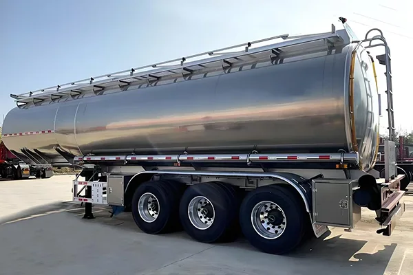 11.7m Oil Tanker Semi-Trailer